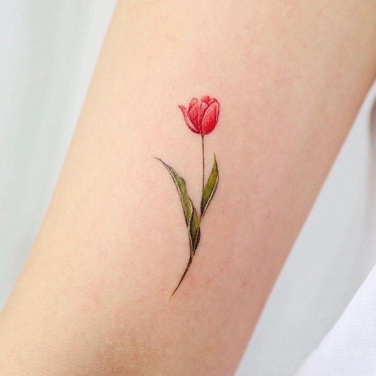 Татуировка тюльпан: фото, значение, для мужчин и девушек